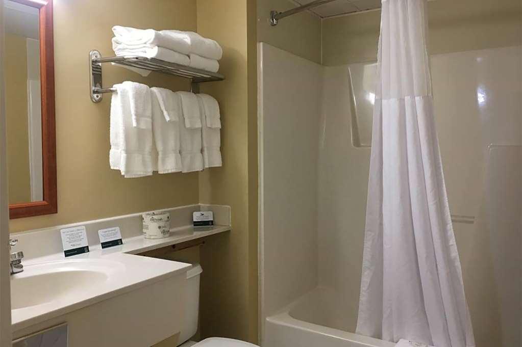 Days Inn & Suites By Wyndham Rehoboth Beach / Dewey 듀이 비치 객실 사진